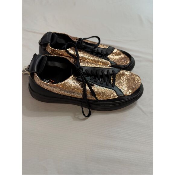 ACBC Advanced Commuter Men’s Black Gold Sneakers Shoes Size 7 Euro 40